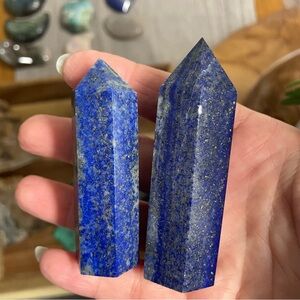 Set of 2 lapis lazuli uv reactive polished crystal towers